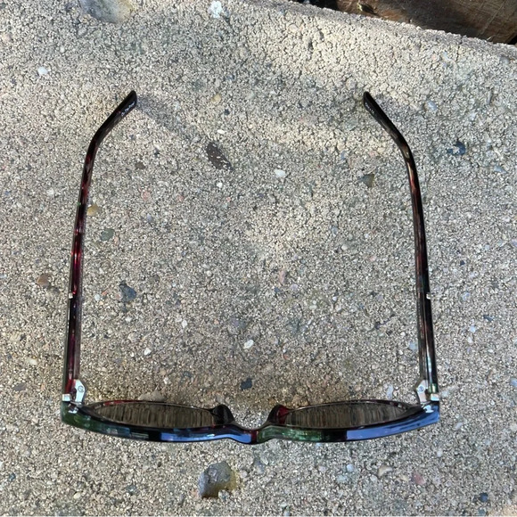 Prive Revaux Women’s Variegated purple black green  Reading Sunglasses - Picture 3 of 10